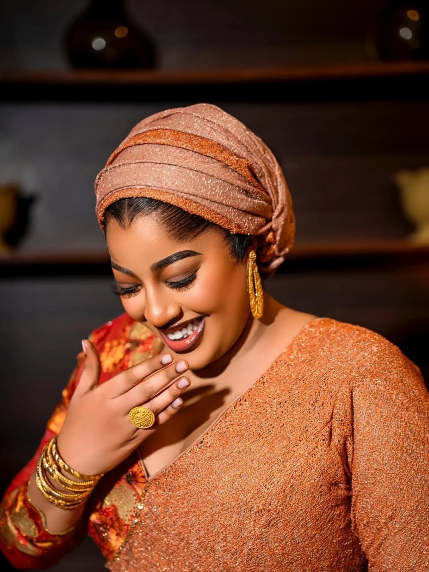 Betty Buchura refait surface à travers de nouveaux clichés… (photos) Betty Buchura refait surface à travers de nouveaux clichés… (photos)