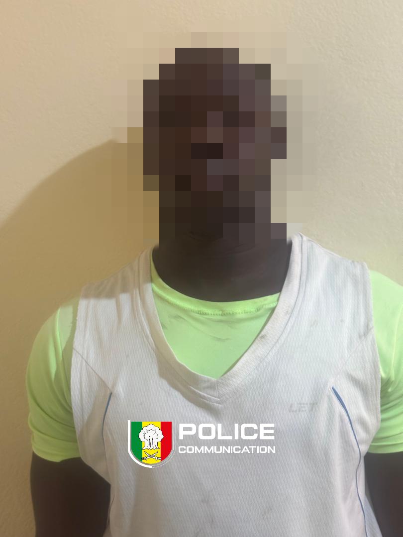 Cité Mixta : Il se faisait passer pour un policier afin de soutirer 200 000 FCFA à une femme