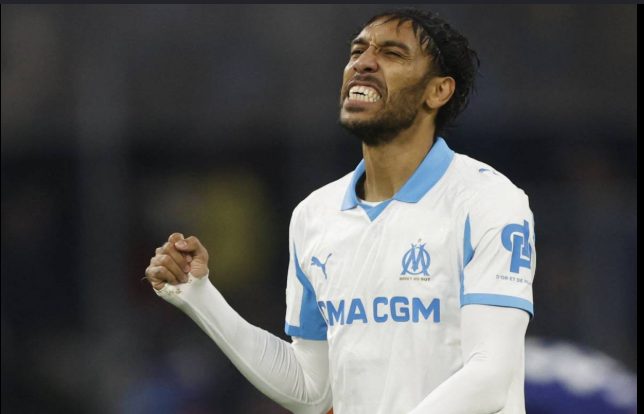 Marseille : Aubameyang sanctionné et privé du déplacement au Havre