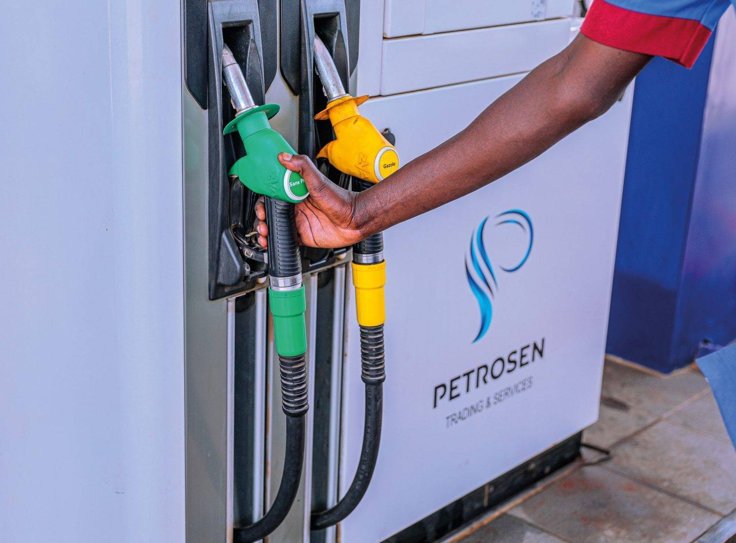 Pénurie annoncée de gaz, d’essence et de gasoil : Petrosen dément et menace de poursuites