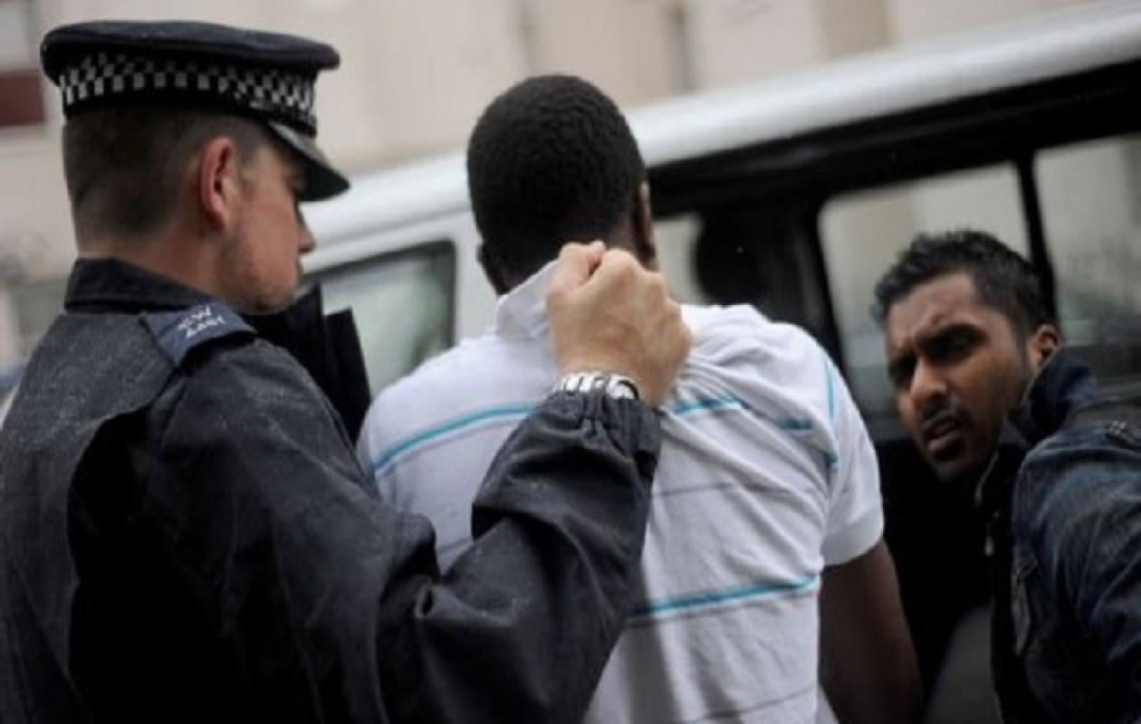Italie : Un Sénégalais considéré comme un « danger pour la société » expulsé par la police