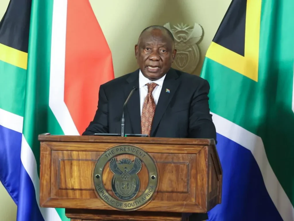 Afrique du Sud : le président de nouveau menacé de destitution