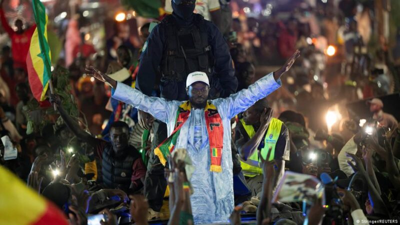 Diomaye Faye tente de s&rsquo;émanciper du Pastef, le meeting de Mbour comme test