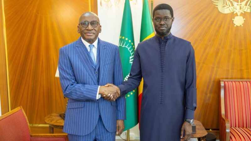 Bassirou Diomaye Faye reçoit Sidiki Kaba et Mamadou Lamine Loum pour le dialogue national