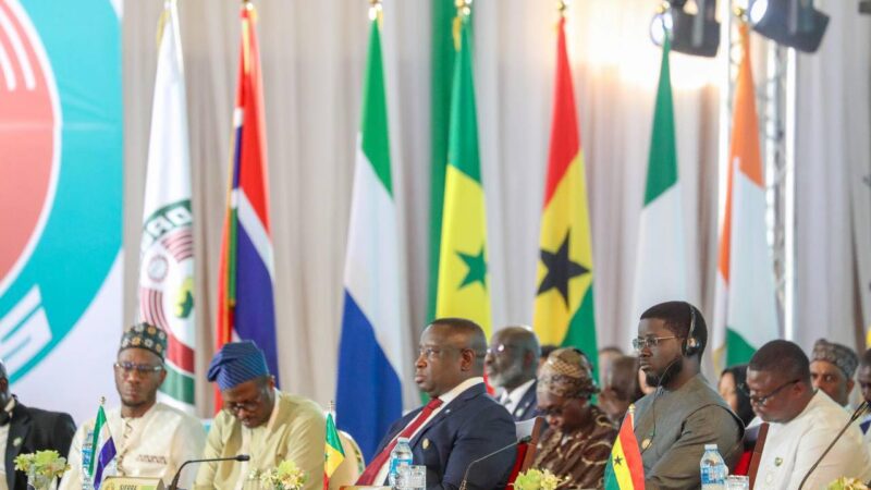 Bassirou Diomaye Faye pourrait succéder à Julius Maada Bio à la tête de la CEDEAO