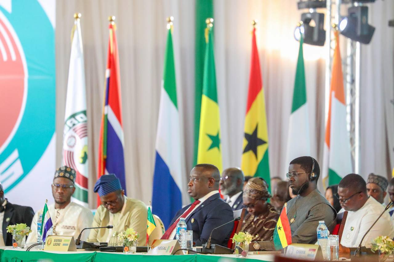 Bassirou Diomaye Faye pourrait succéder à Julius Maada Bio à la tête de la CEDEAO