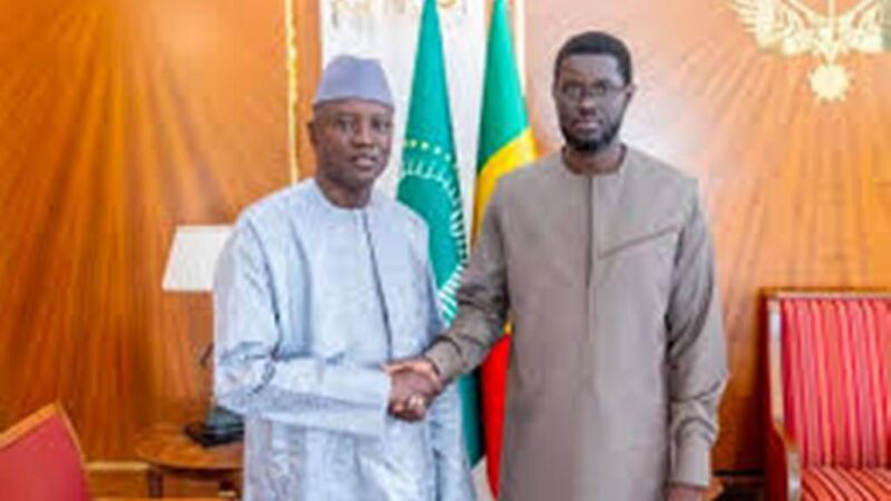 Ali Ngouille Ndiaye alerte sur la sécurité aux frontières et les cyberattaques au Sénégal