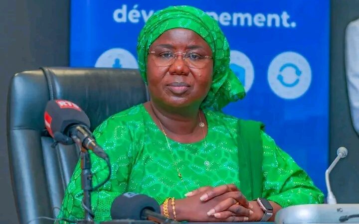 Passation de témoin au ministère des Pêches : Dr Fatou Diouf salue “deux années de confiance et de résultats”