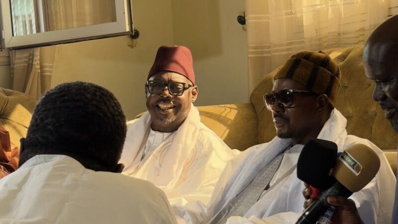 Condoléances à Touba : Une délégation de Serigne Babacar Sy Mansour chez le khalife général des mourides