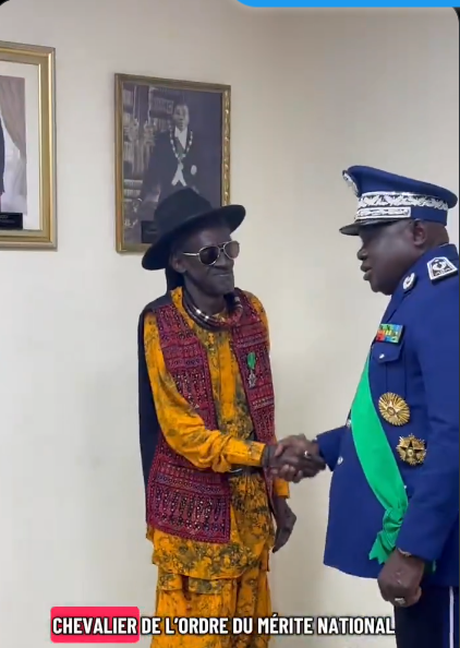 Diomaye élève Cheikh Lô au rang de Grand Chancelier de l’Ord