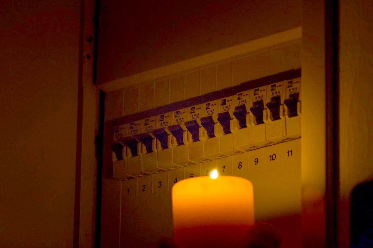 Coupures de courant : la Senelec annonce des perturbations temporaires sur le réseau électrique