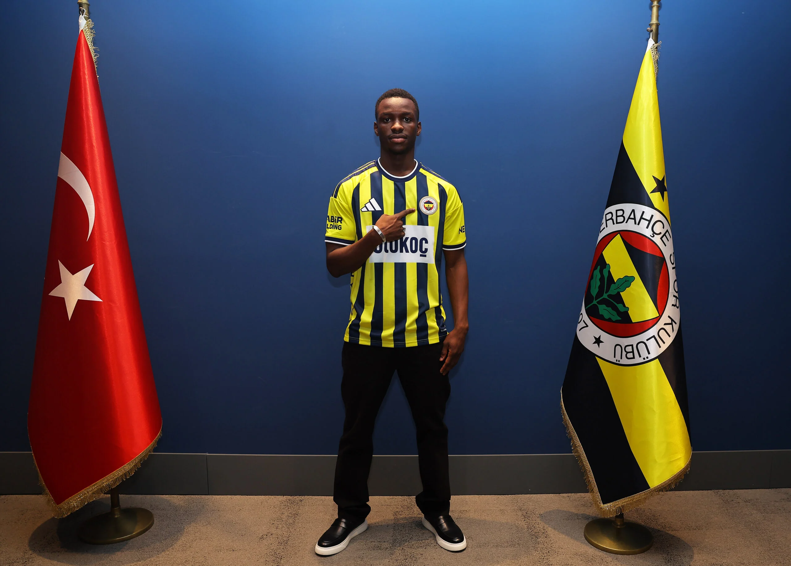 Officiel : Amara Diouf s&rsquo;engage pour 5 saisons avec Fenerbahçe