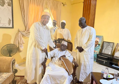L’ambassadeur du Maroc au Sénégal en visite de courtoisie auprès du khalife général des Tidianes