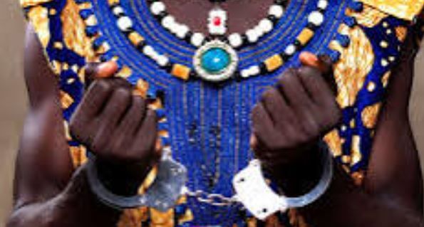Cité Apix de Tivaouane Peul : Traqué par la police, il tente de se cacher…