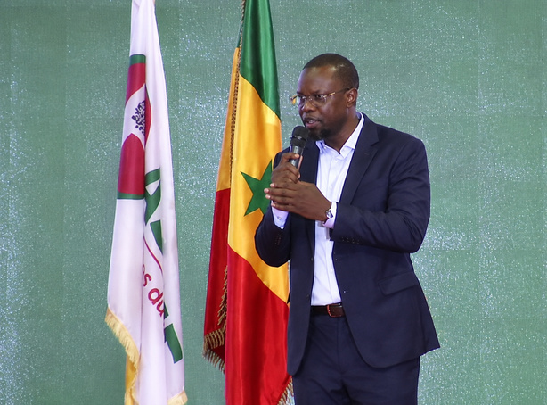 Ousmane Sonko se veut rassurant et tranche: « crise amou fi 