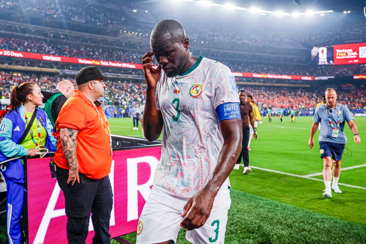 Koulibaly admet ses erreurs après la défaite du Sénégal : « J&rsquo;ai pénalisé l&rsquo;équipe »