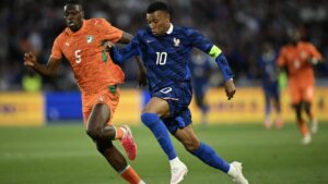Mbappé à 4 buts du record de Klose : les Bleus entrent en lice face au Sénégal mardi