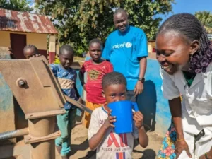 Journée de l'enfant africain : le RAM WASH alerte sur 190 millions d'enfants exposés à l'eau insalubre