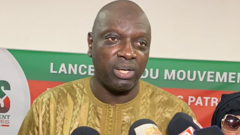 Cheikh Ahmed Tidiane Sall compare Wade au duo Sonko-Diomaye et dénonce un « coup d’État parlementaire »