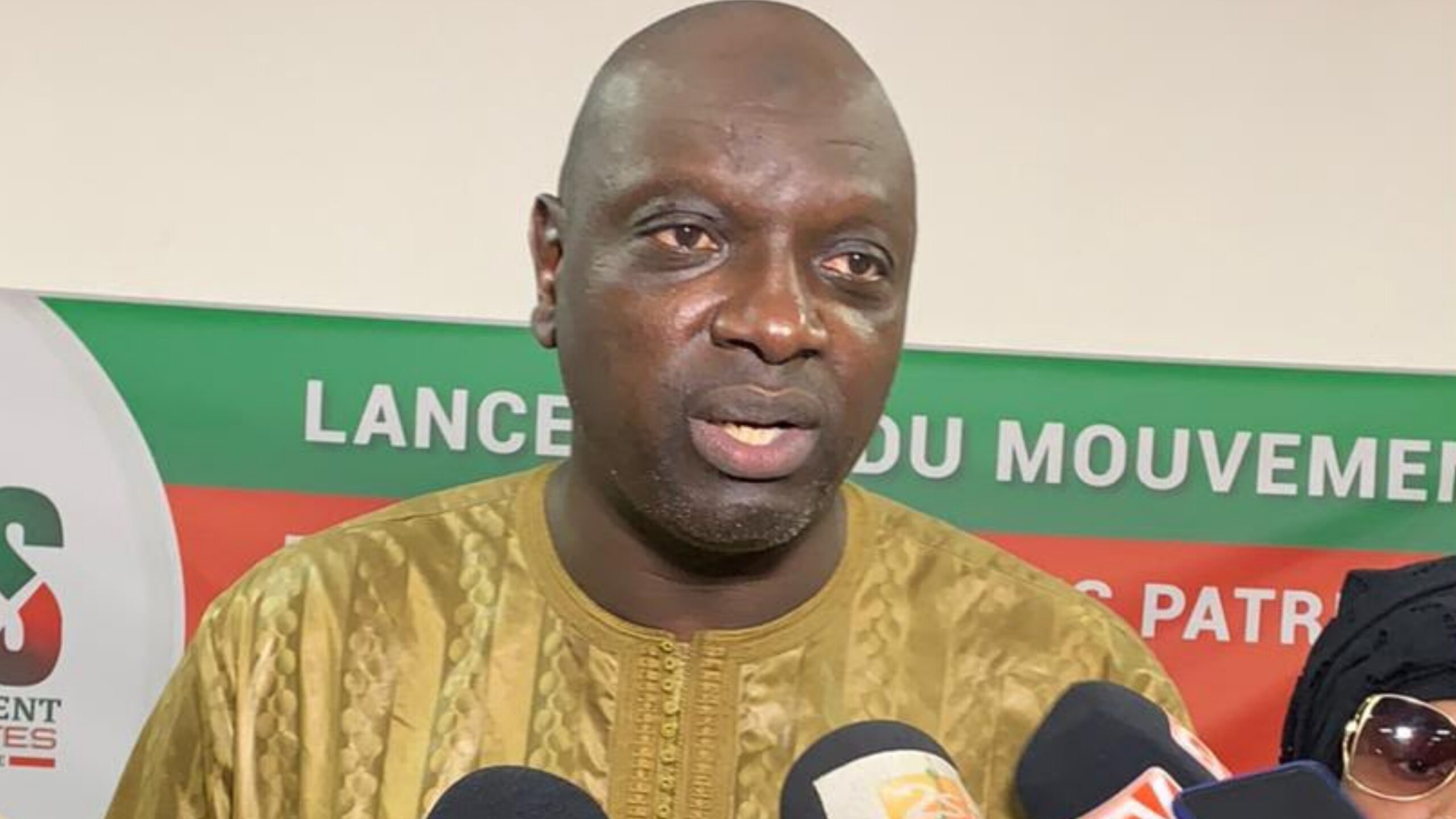 Cheikh Ahmed Tidiane Sall compare Wade au duo Sonko-Diomaye et dénonce un « coup d’État parlementaire »