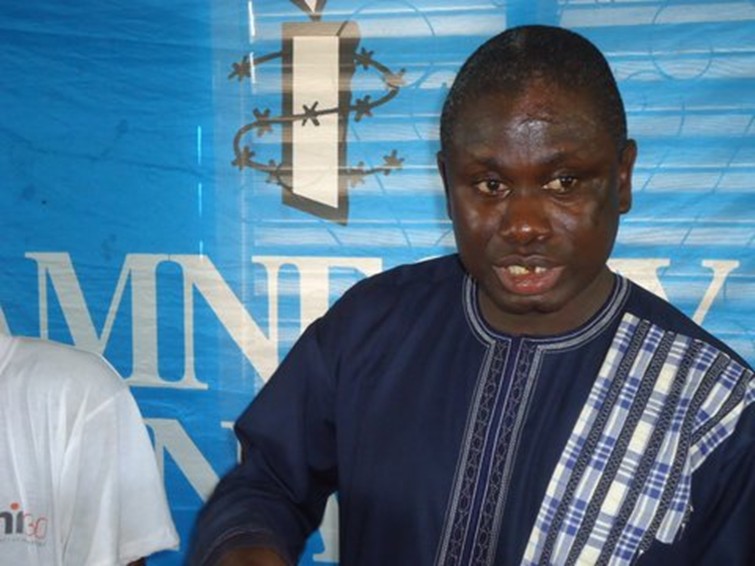 Seydi Gassama dénonce une « tension artificielle » entretenue par la classe politique et les médias