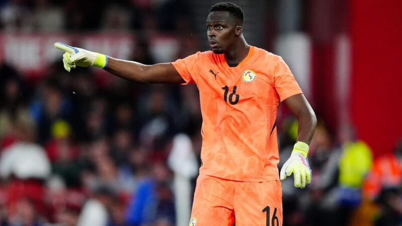 Édouard Mendy admet un manque de constance après la défaite du Sénégal face à la France