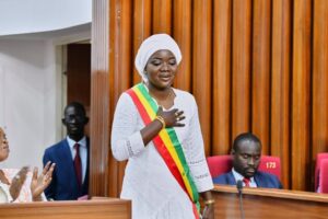 Salimata Dieng fait son entrée à l’Assemblée : « Nous sommes là pour apporter notre pierre à l’édifice »