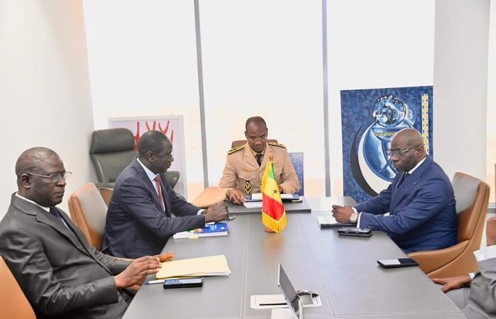 Daouda Ngom passe le flambeau à Boubacar Camara au ministère de l&rsquo;Enseignement supérieur