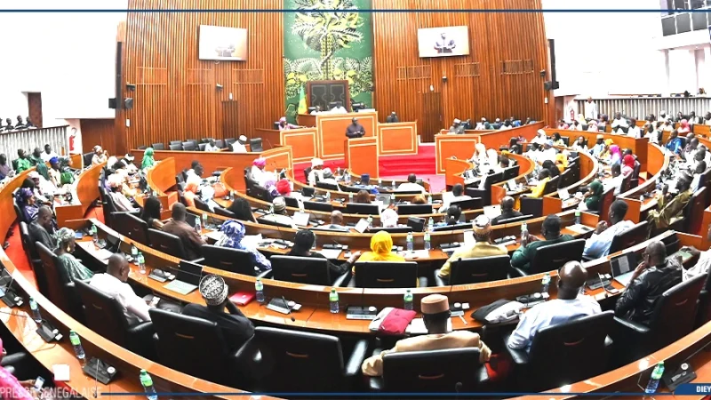 Assemblée nationale : la proposition de révision constitutionnelle transmise à Diomaye Faye pour avis