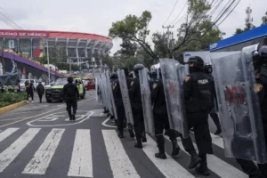 Mondial 2026 : les Bleus attendus à Boston ce soir, un comité d'accueil sous tension