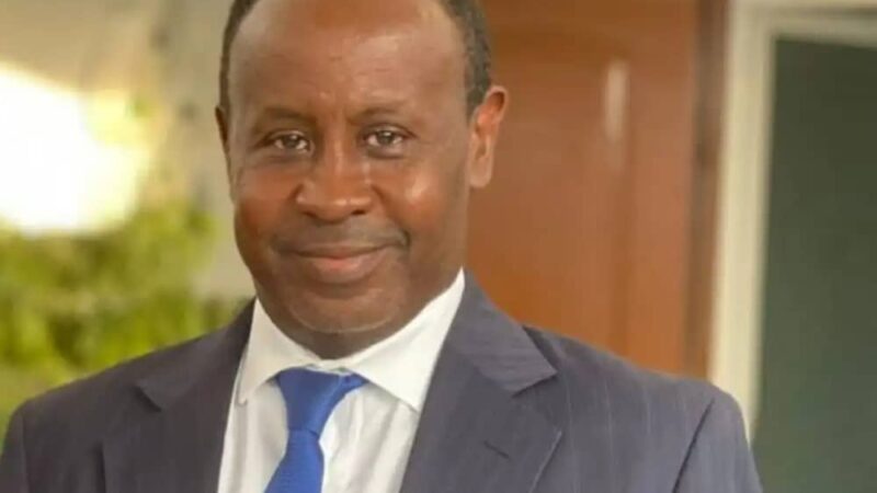 Crise de la presse au Sénégal : une lettre ouverte à Bacary Sarr appelle à un dialogue urgent