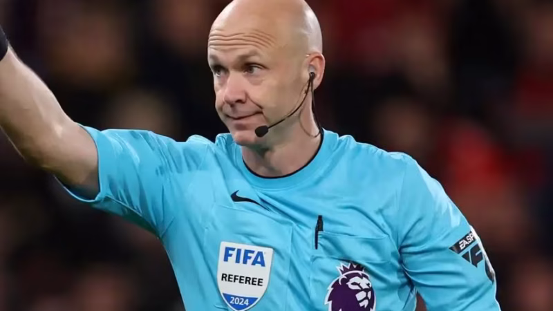 Anthony Taylor, arbitre d&rsquo;expérience aux polémiques passées, au sifflet pour le Sénégal-Irak décisif