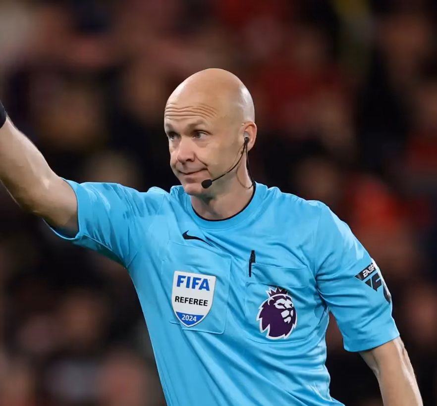Anthony Taylor, arbitre d’expérience aux polémiques passées, au sifflet pour le Sénégal-Irak décisif