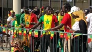 « Je ne pouvais pas ne pas être là » : la diaspora sénégalaise du New Jersey accueille les Lions en fête