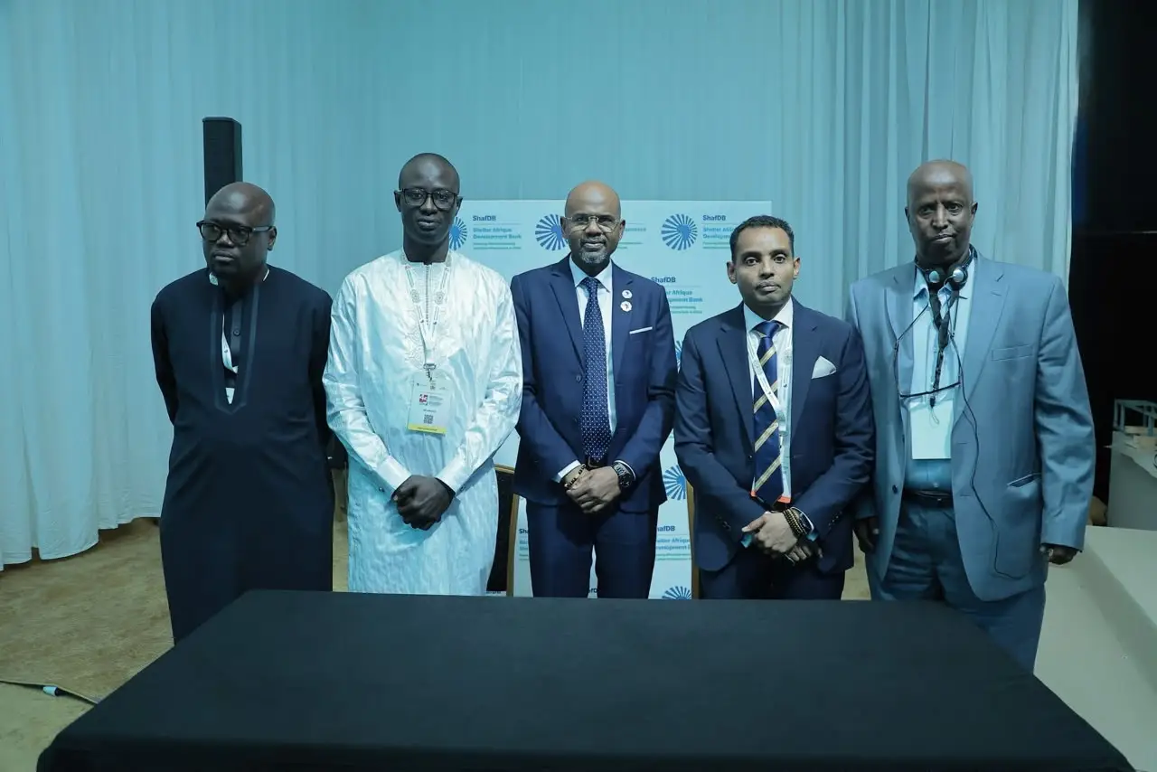 Habitat social : le FHS et le Rwanda ADHI Internat