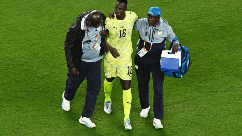 Édouard Mendy a quitté les Lions pour Djeddah : sa participation face à la Belgique incertaine