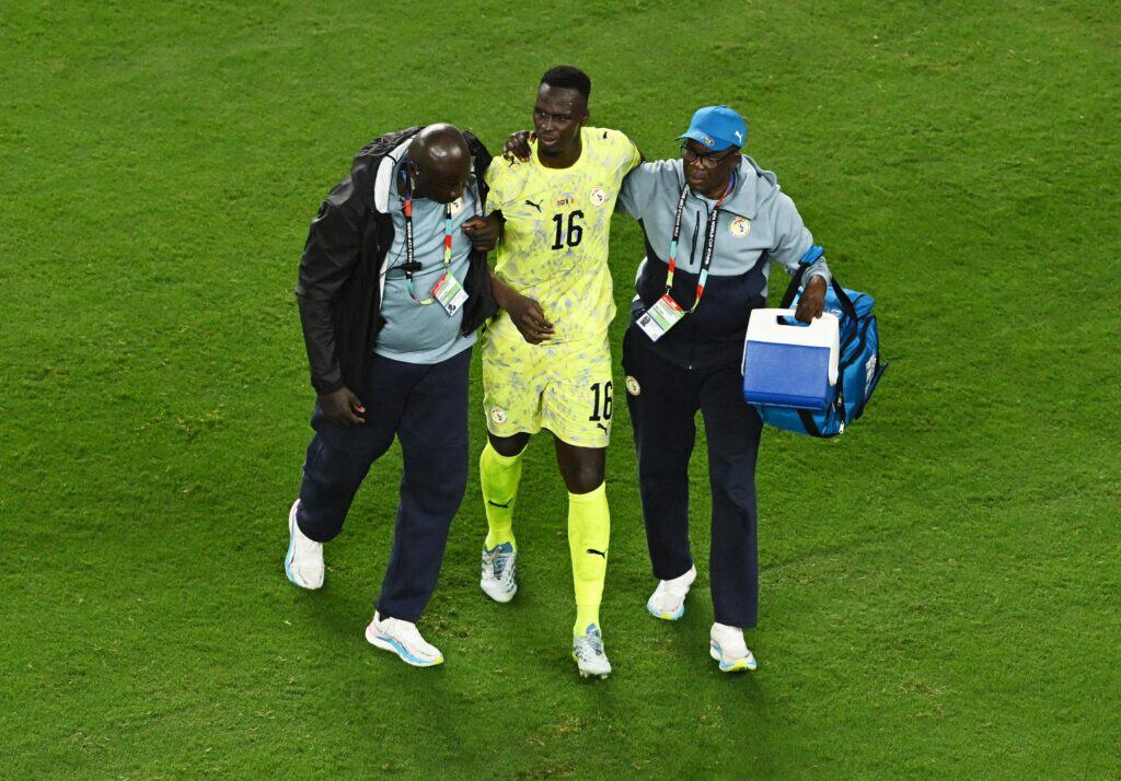 Édouard Mendy a quitté les Lions pour Djeddah : sa participation face à la Belgique incertaine