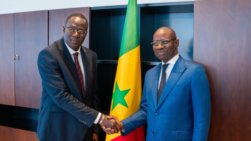 Boubacar Camara remet le Secrétariat général du Gouvernement à Pape Assane Touré