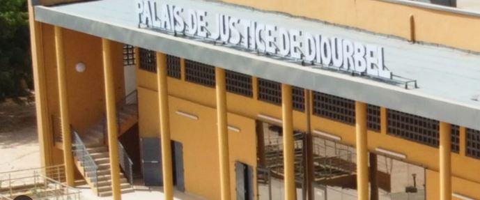Viol présumé de 28 jeunes filles : un procès très 
