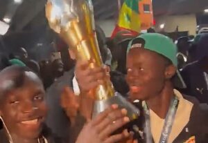 Foot : Champions d’Afrique, les U15 et U17 du Sénégal reçoivent une enveloppe de plus de 311 millions FCFA