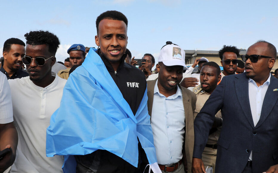 Refoulé des États-Unis, l’arbitre somalien Omar Ab