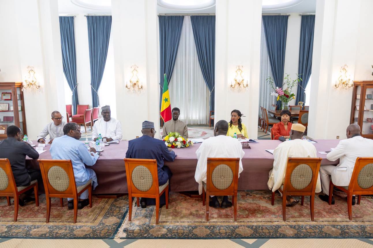 Palais : Diomaye Faye reçoit une délégation de la Confédération nationale des Employeurs du Sénégal