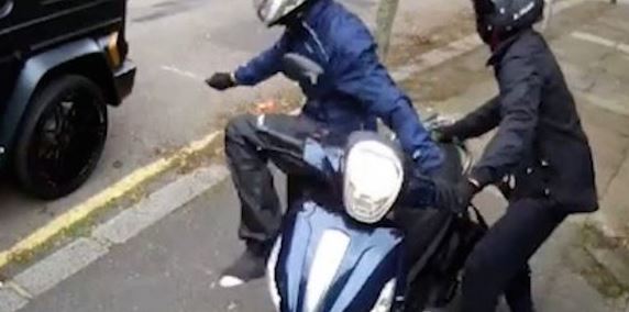 Gaz lacrymogène, machettes et motos : le procès d’un présumé réseau de braqueurs entre Thiaroye-sur-Mer, Yeumbeul…