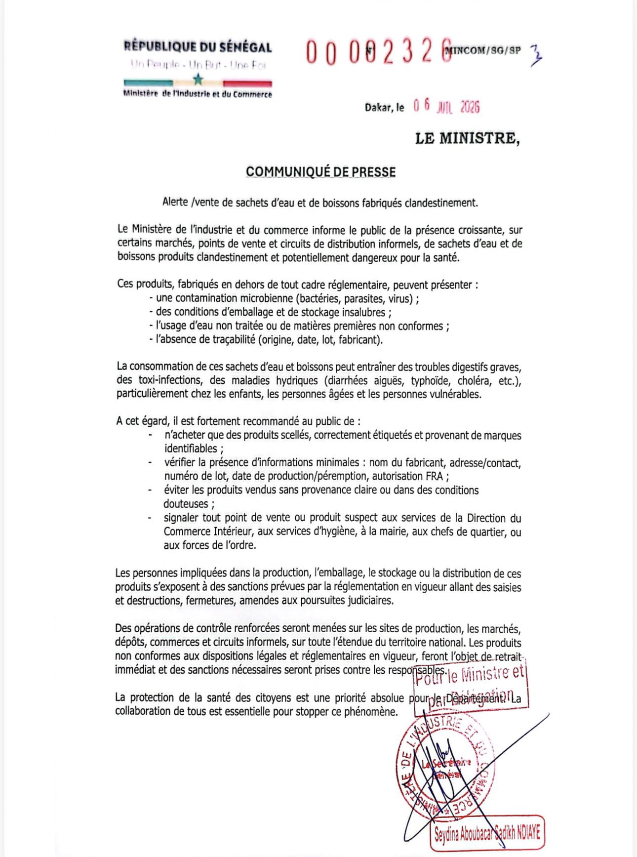 Alerte du Min. Industrie & Commerce sur des sachets d’eau et boissons clandestins (06 juil. 2026)