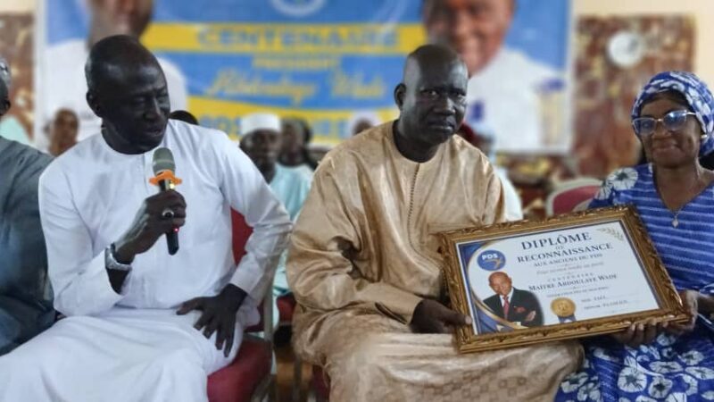 Bassirou Ndiaye à Diomaye Faye : « Faites revenir Karim Wade »
