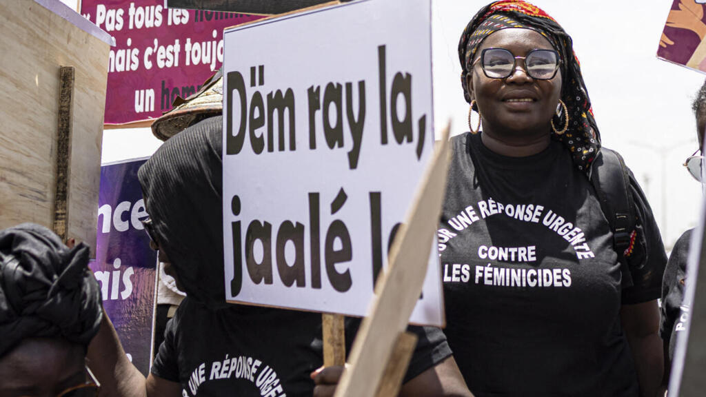 Face aux féminicides, les féministes exigent l’application stricte de la loi