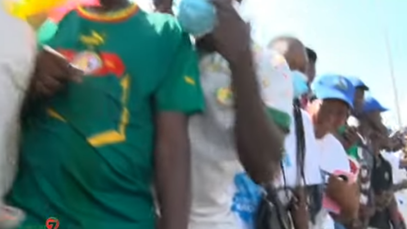 Retour de Macky Sall : Accueil XXL et gaz lacrymogènes