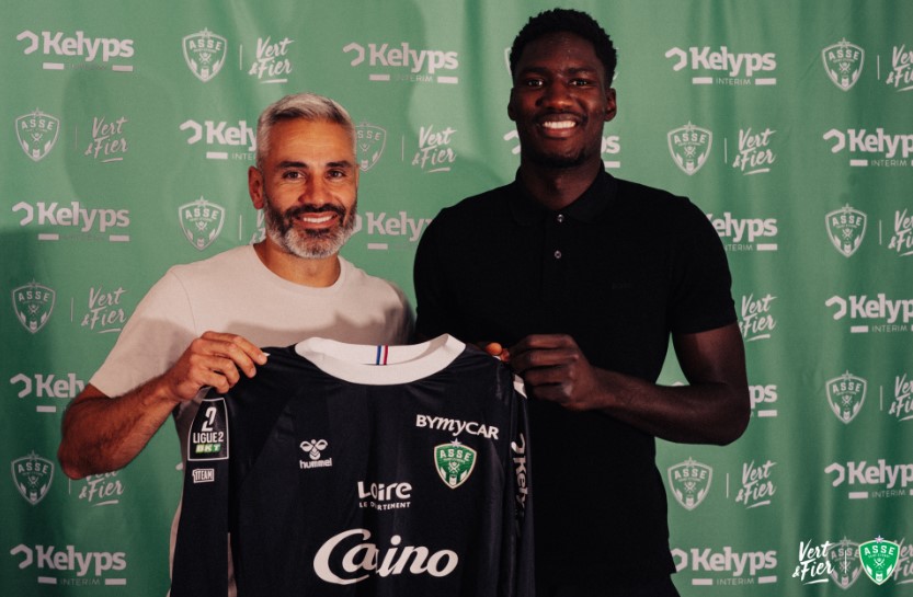 Mercato : Le gardien sénégalais Mamour Ndiaye s’engage officiellement avec l’AS Saint-Étienne