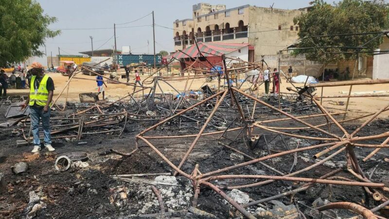 Thiès : un violent incendie ravage plusieurs stands à la foire de Hersent