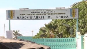Diomaye Faye insiste sur les portiques de détection et les peines alternatives pour humaniser les prisons